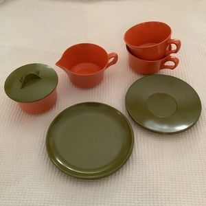 Vintage Melamine Dinnerware, Dessert and Coffee
